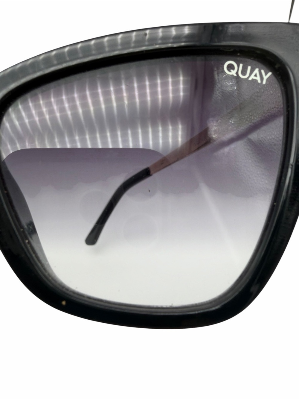 Quay Australia Reina Mini Black Cat Eye Sunglasses w/ Pouch - Picture 9 of 11